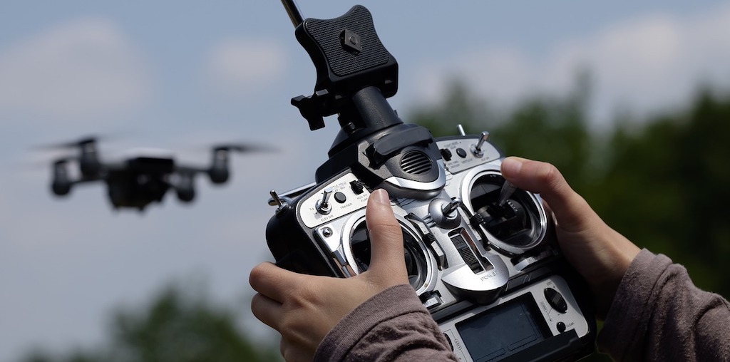 drone a monitorizar a floresta